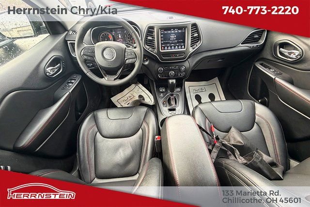 Used 2022 Jeep Cherokee Trailhawk w/ Premium Leather Package image 12