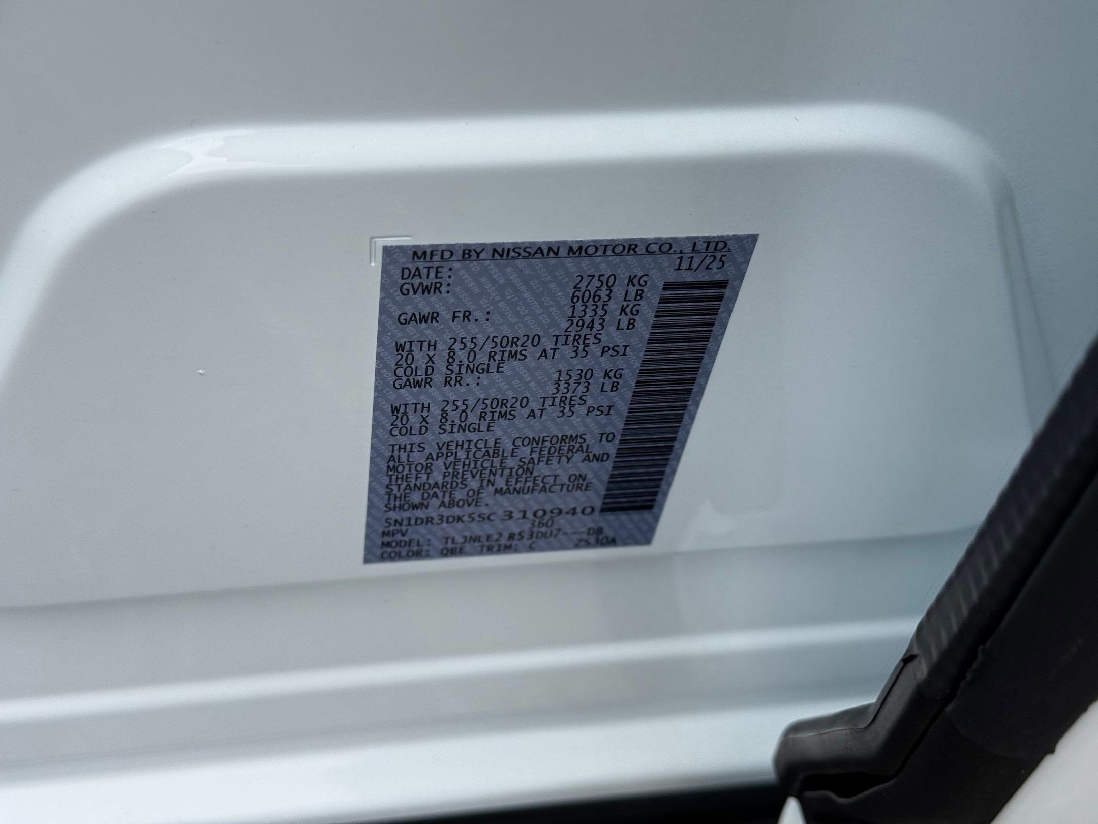 New 2025 Nissan Pathfinder Platinum image 18