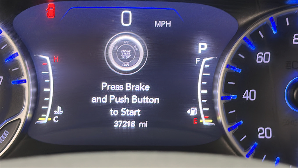 Used 2024 Chrysler Pacifica Touring-L FWD image 18