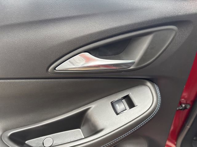 Used 2025 Buick Encore GX Sport Touring image 37