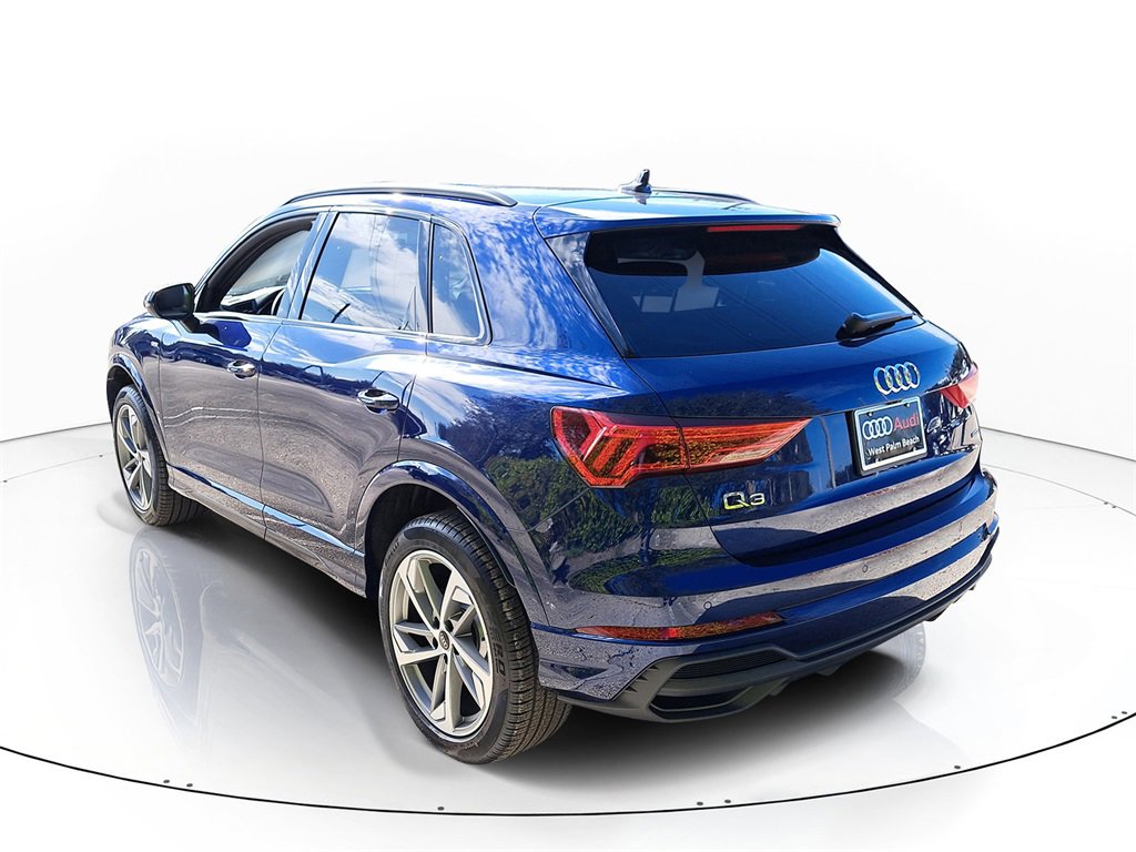 New 2025 Audi Q3 2.0T Premium image 3