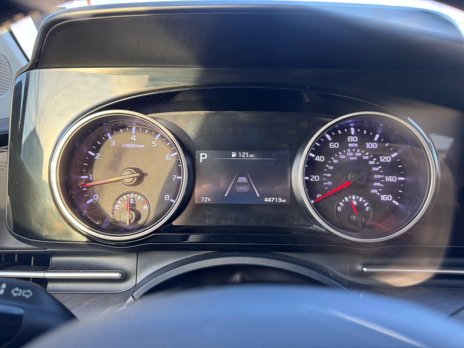 Used 2024 Kia Carnival EX image 6