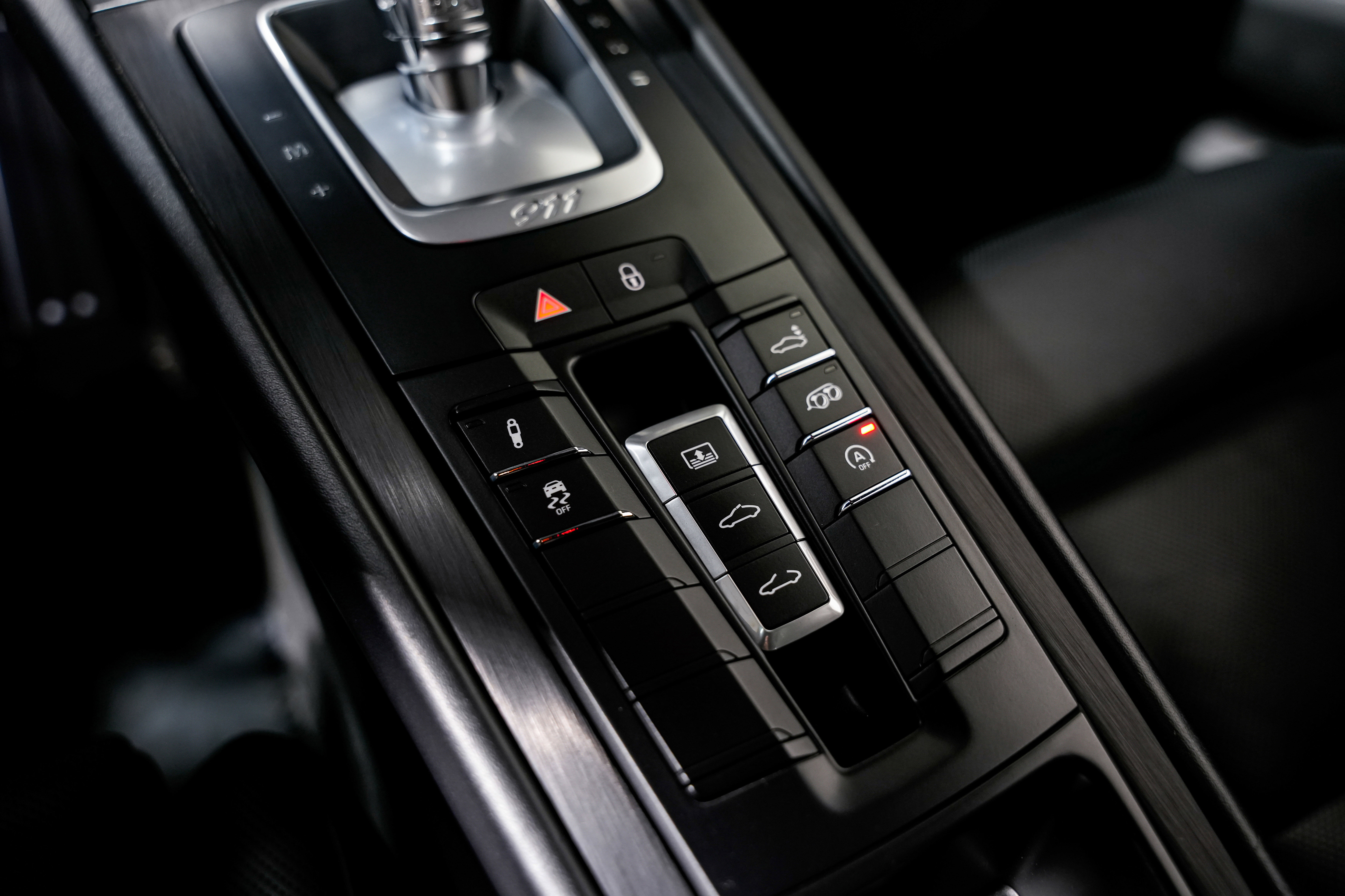 Used 2019 Porsche 911 Carrera GTS RWD image 18