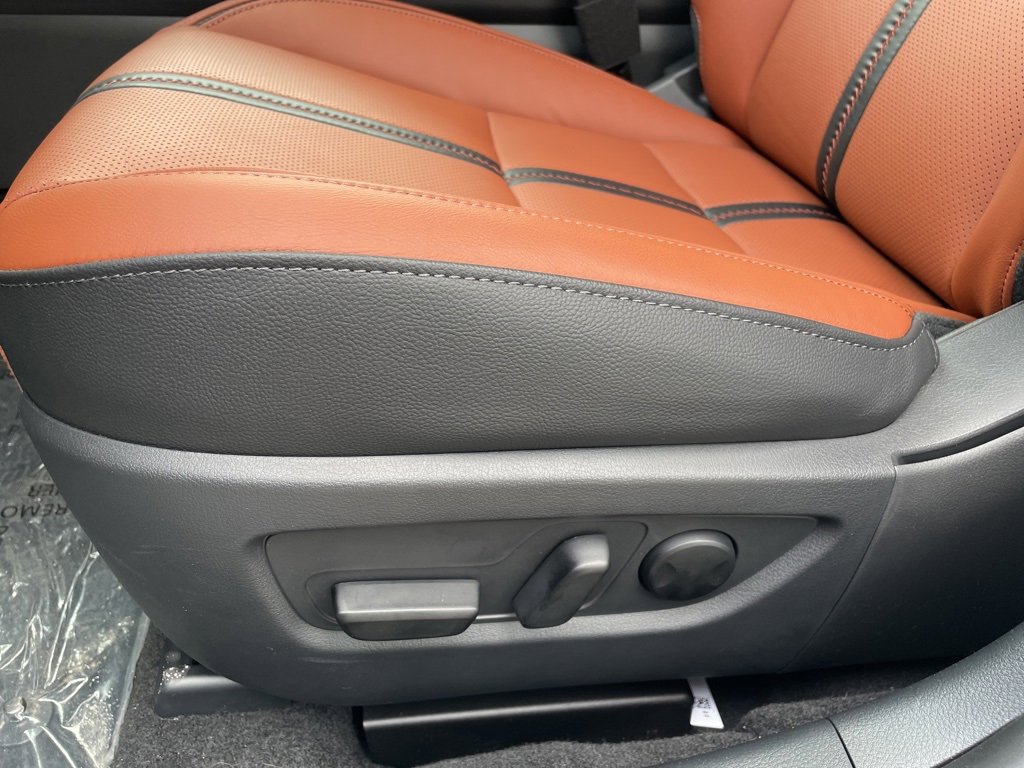 New 2025 MAZDA CX-50 2.5 Turbo w/ Accent Package image 16