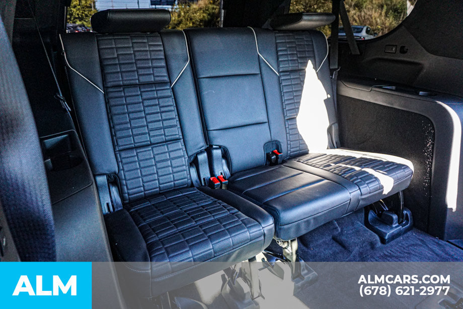 Used 2025 Cadillac Escalade ESV Sport Platinum AWD/4WD image 23