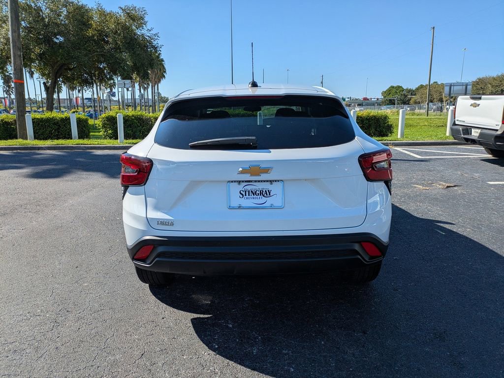 New 2026 Chevrolet Trax LS w/ Driver Confidence Package image 5