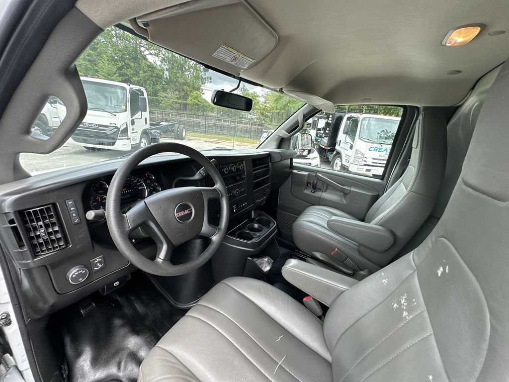 Used 2021 GMC Savana 2500 RWD image 19