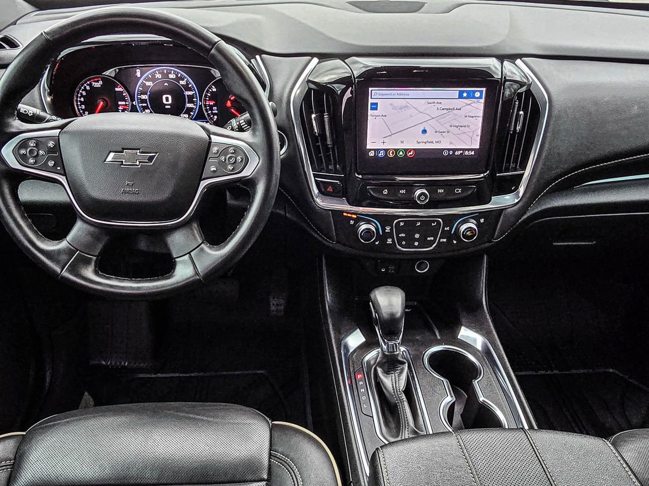 Used 2023 Chevrolet Traverse Premier w/ Redline Edition image 38