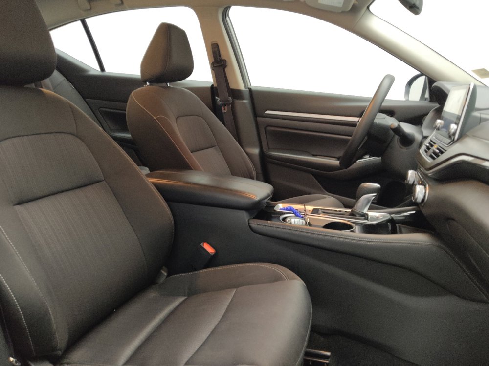 Used 2023 Nissan Altima 2.5 SV image 21