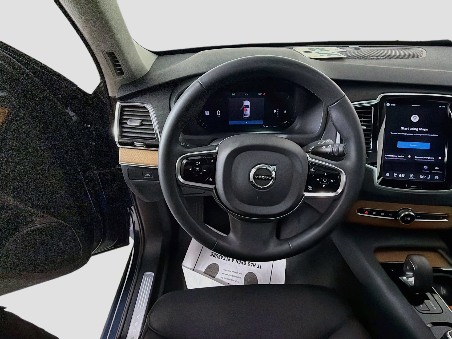 Certified 2023 Volvo XC90 B6 Plus w/ Protection Package Premier AWD/4WD image 11