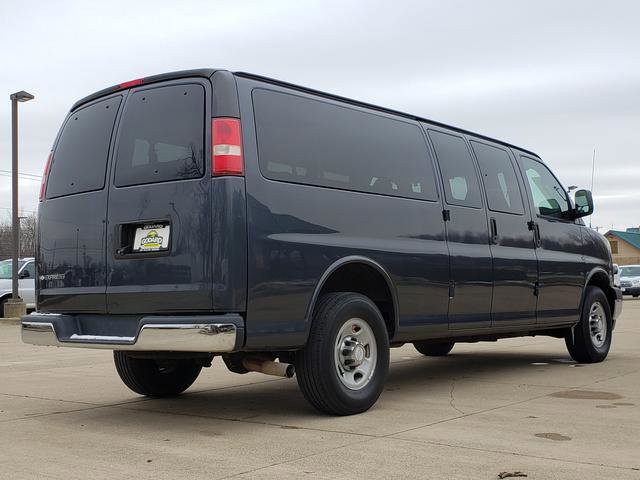 Used 2017 Chevrolet Express 3500 LT w/ LT Preferred Equipment Group image 6