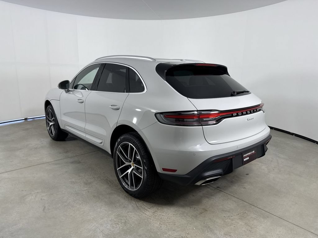 New 2026 Porsche Macan AWD/4WD image 3