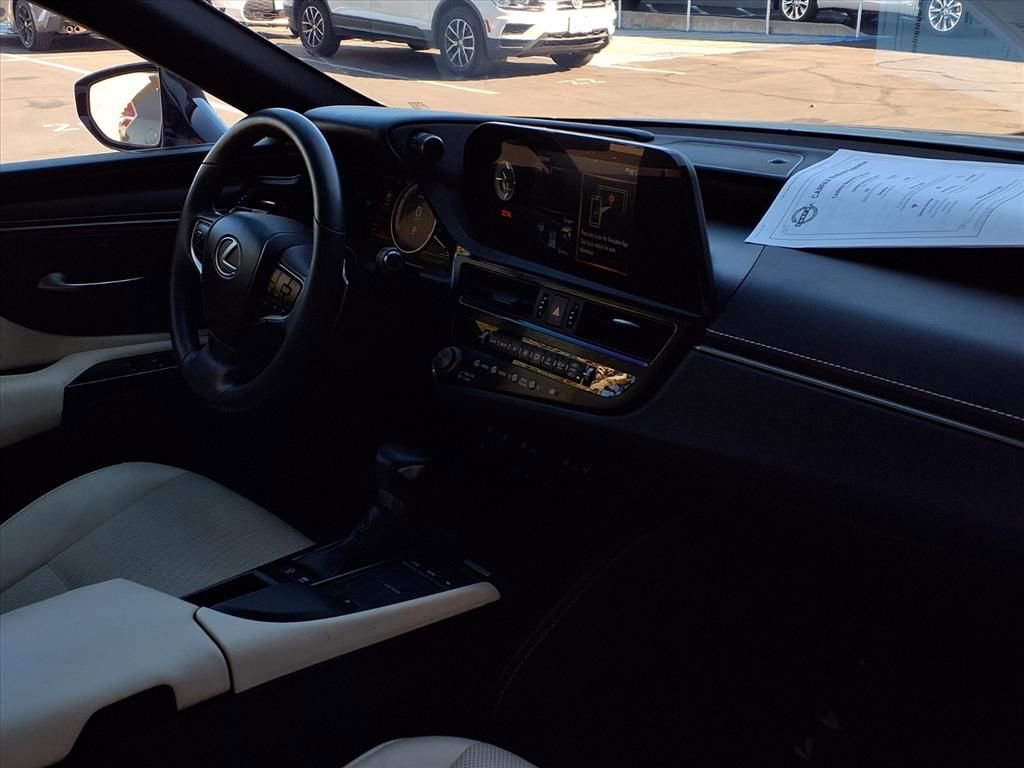 Used 2022 Lexus ES 300h w/ Premium Package image 23
