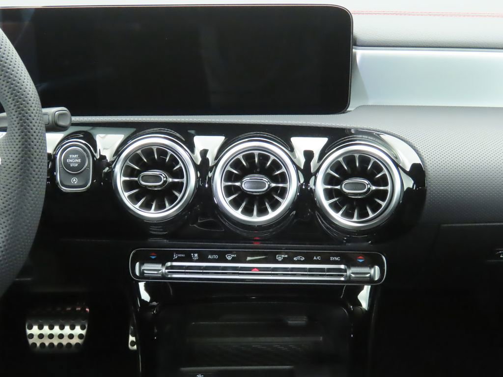 New 2026 Mercedes-Benz CLA 250 4MATIC image 14