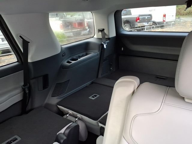 New 2027 Ford Expedition Active AWD/4WD image 22