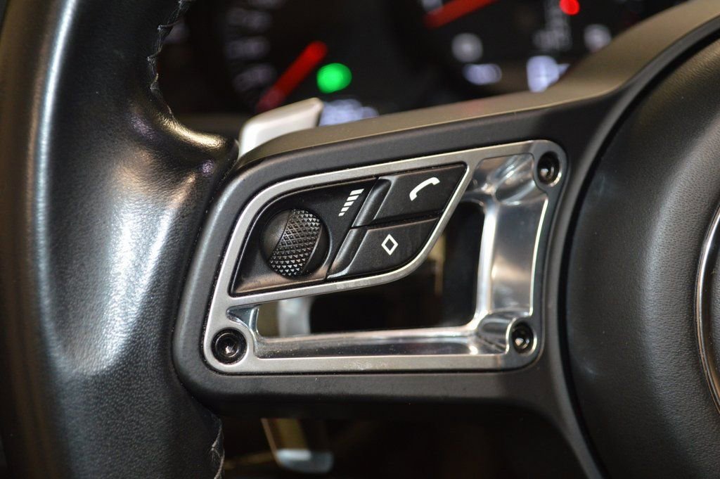 Certified 2019 Porsche 911 Targa 4 GTS AWD/4WD image 20