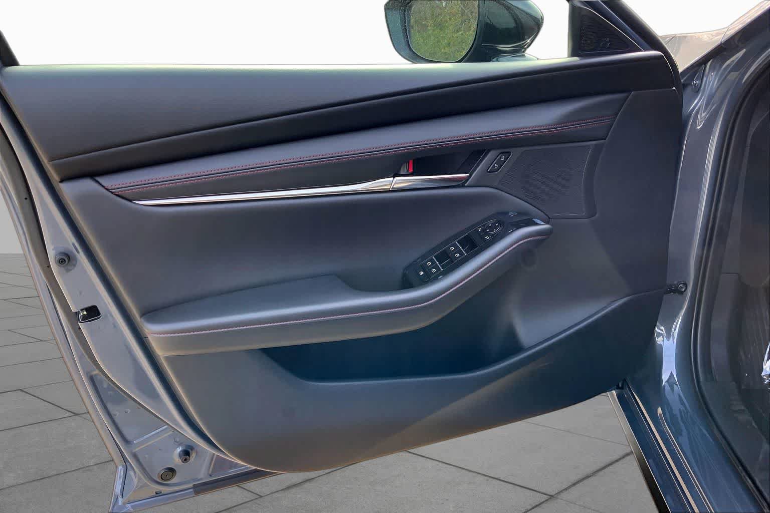 New 2026 MAZDA MAZDA3 Carbon AWD/4WD image 10