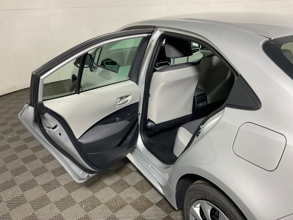 New 2026 Toyota Corolla LE image 30