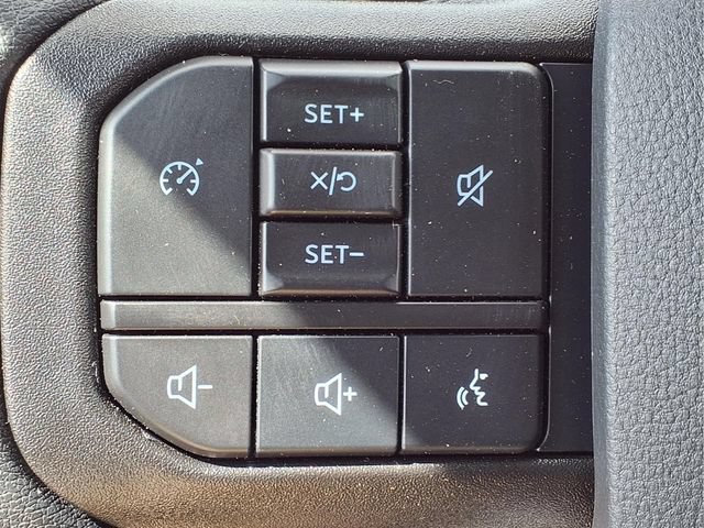 New 2026 Ford F250 XLT w/ FX4 Off-Road Package AWD/4WD image 17