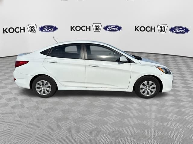 Used 2015 Hyundai Accent GLS image 9
