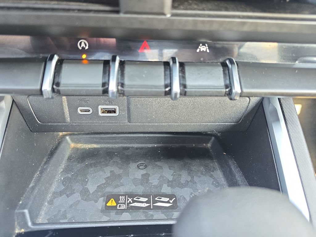 Used 2025 Chevrolet Colorado Trail Boss AWD/4WD image 30