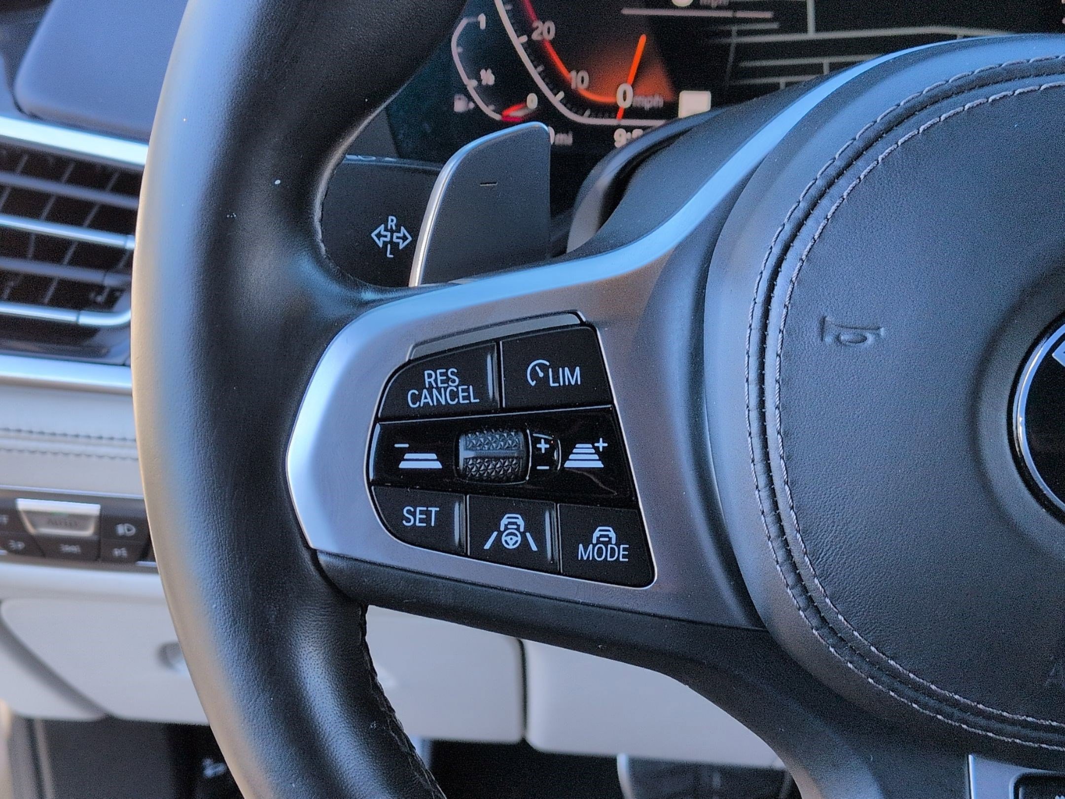 Used 2019 BMW X7 xDrive40i w/ Premium Package image 19