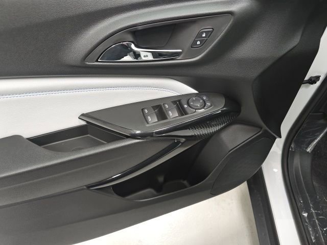 New 2026 Chevrolet Trax LT image 18