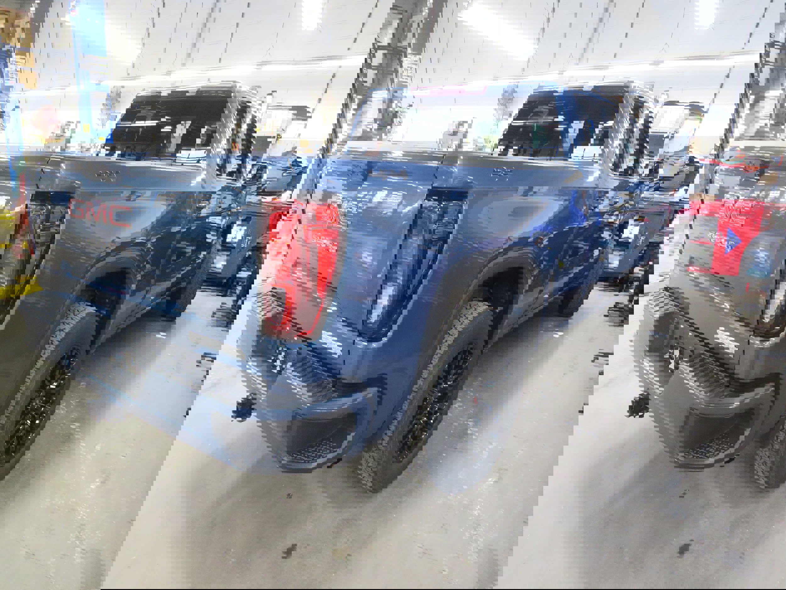 Used 2024 GMC Sierra 1500 Elevation image 6