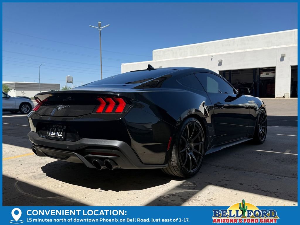 Used 2024 Ford Mustang Coupe image 4