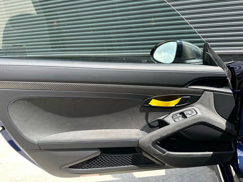 Used 2025 Porsche 718 Cayman GT4 RS image 14