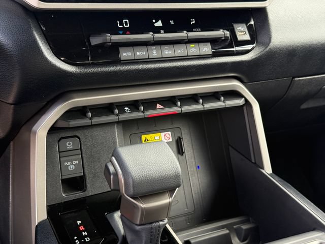 Used 2026 Toyota Tundra SR5 AWD/4WD image 21