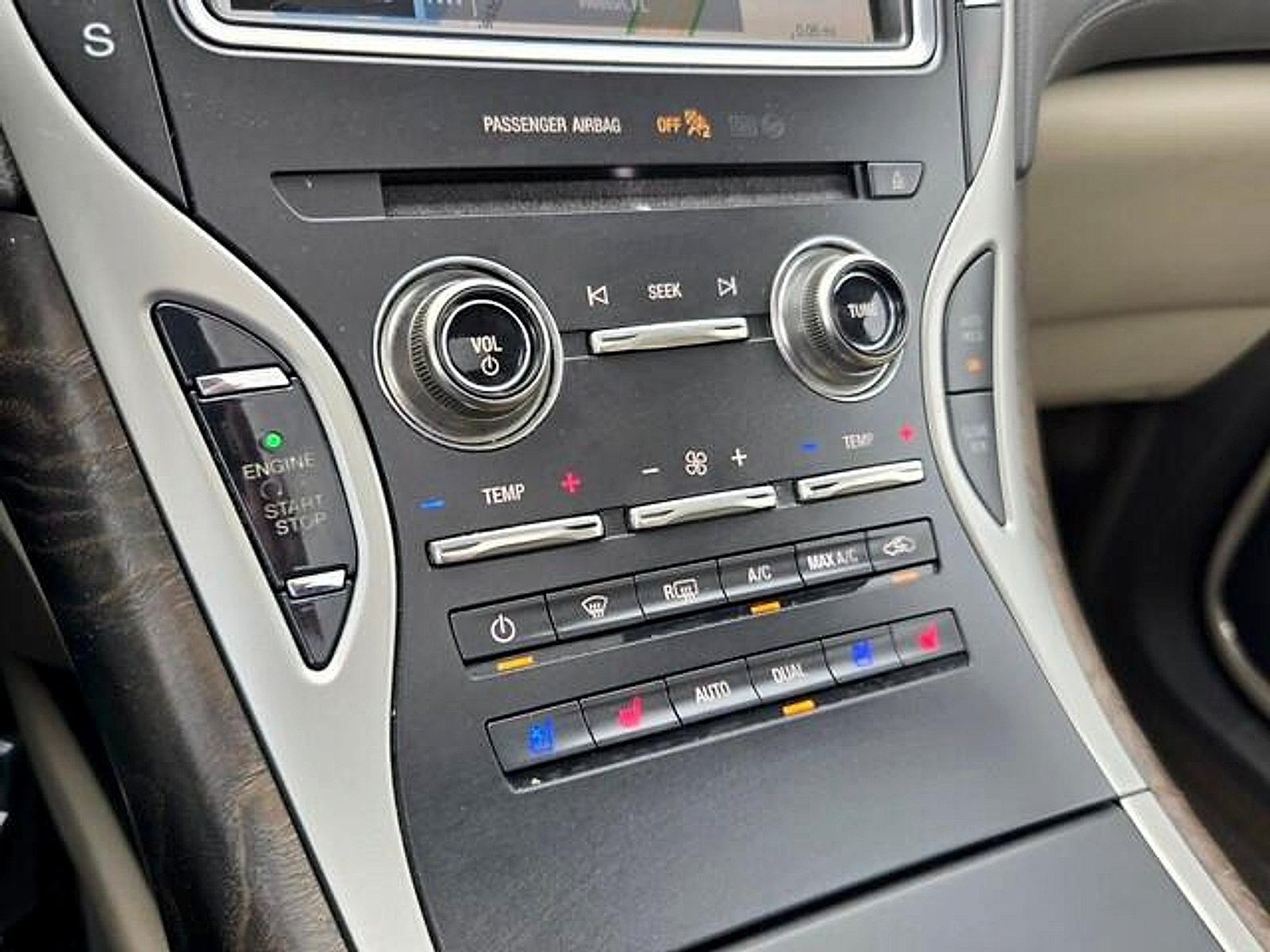 Used 2019 Lincoln Nautilus Reserve FWD image 20