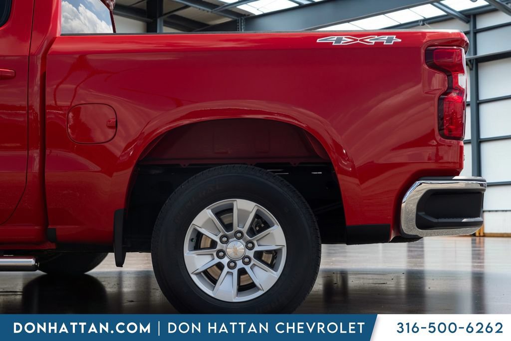 Used 2022 Chevrolet Silverado 1500 LT AWD/4WD image 29