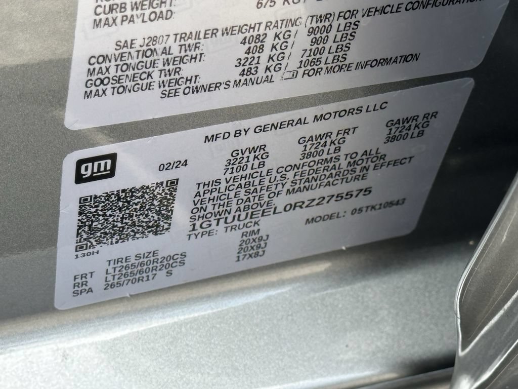 Used 2024 GMC Sierra 1500 AT4 w/ Technology Package AWD/4WD image 38