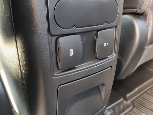 Used 2023 Ford Explorer XLT w/ Equipment Group 202A AWD/4WD image 21