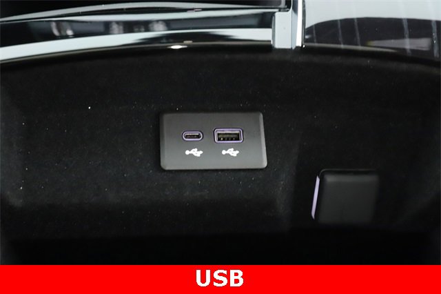 Used 2025 Cadillac Escalade ESV Sport image 25