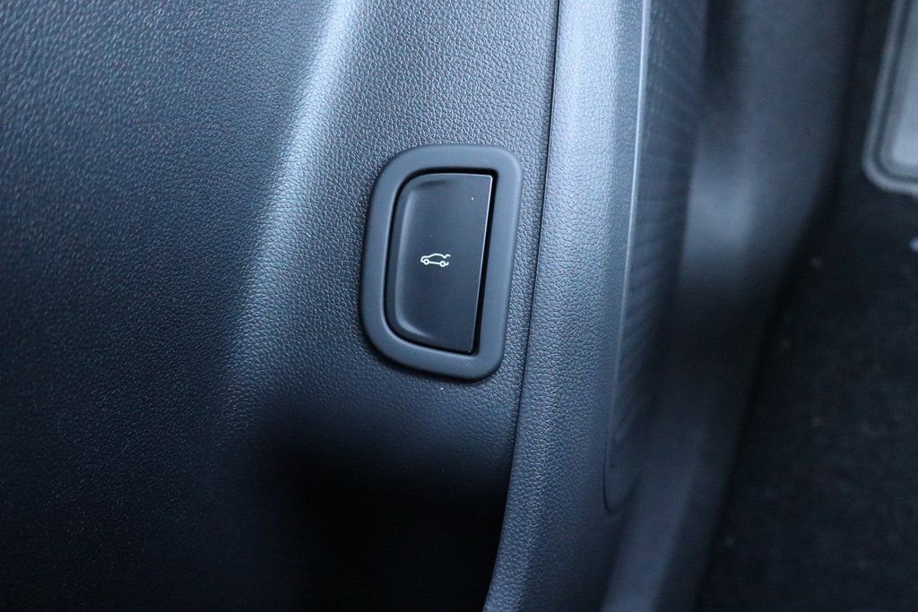 New 2026 Chevrolet Traverse LT w/ Driver Confidence Package image 19