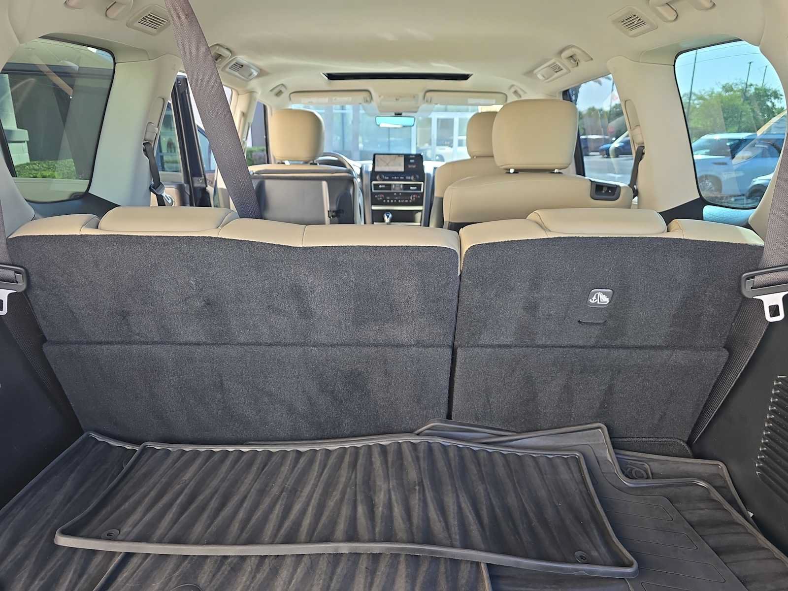 Used 2023 INFINITI QX80 Premium Select w/ Cargo Package RWD image 28