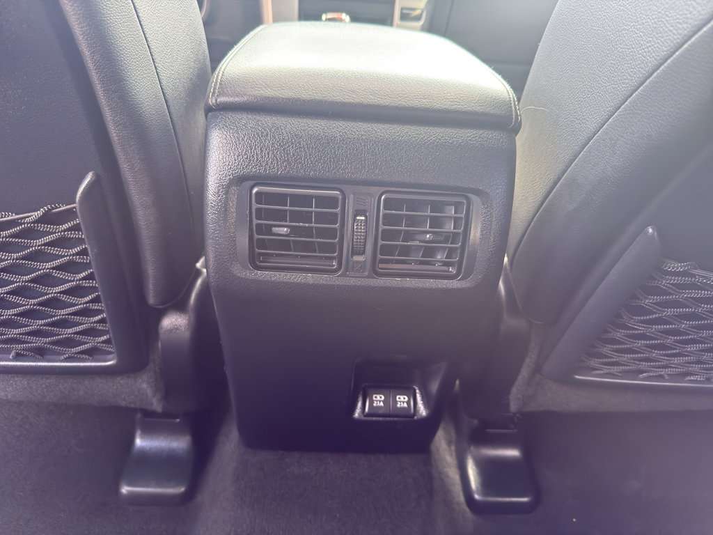 Used 2020 Toyota 4Runner Limited image 32