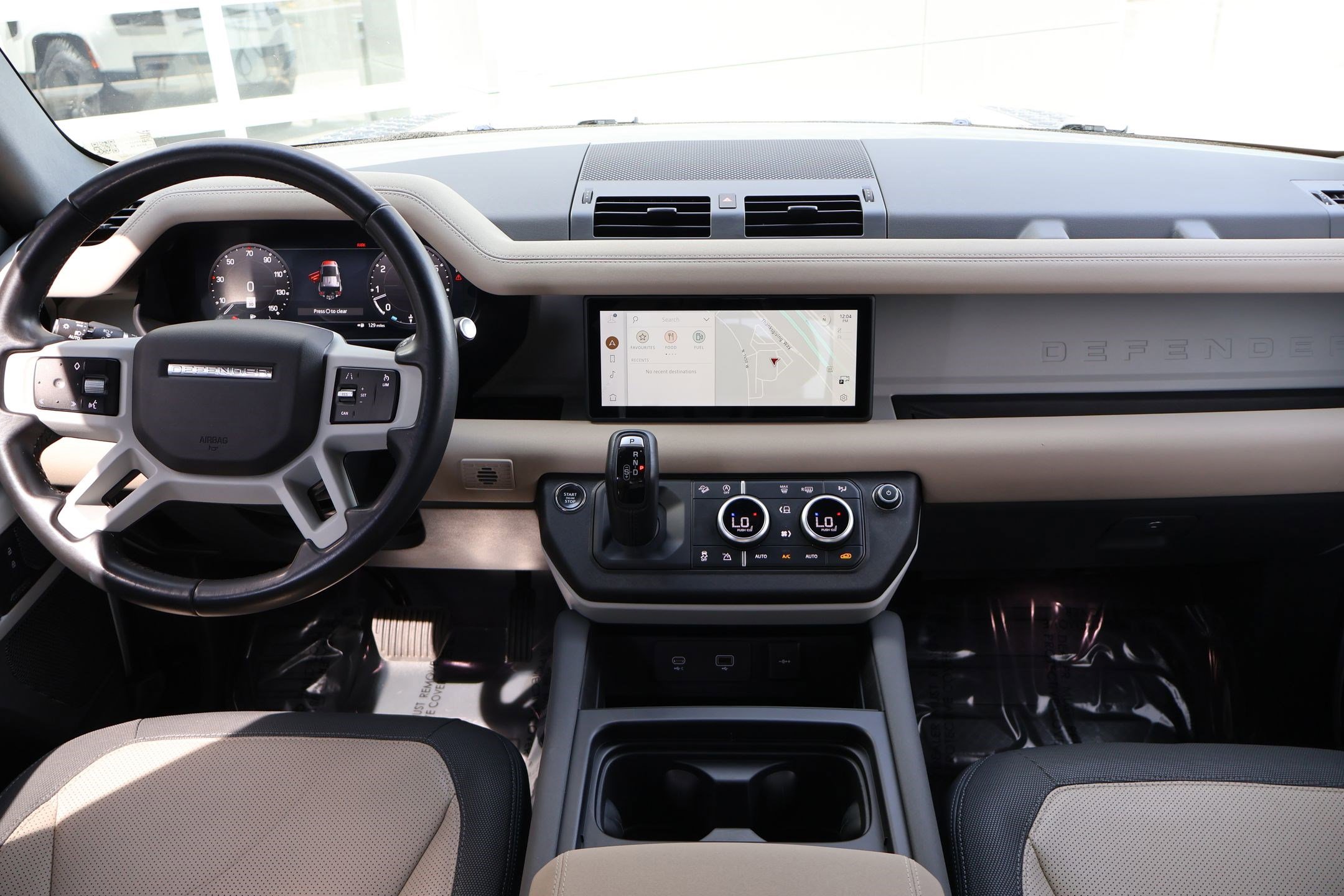 Certified 2023 Land Rover Defender 110 X-Dynamic SE image 24