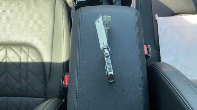 Certified 2025 Kia Sportage X-Pro image 29