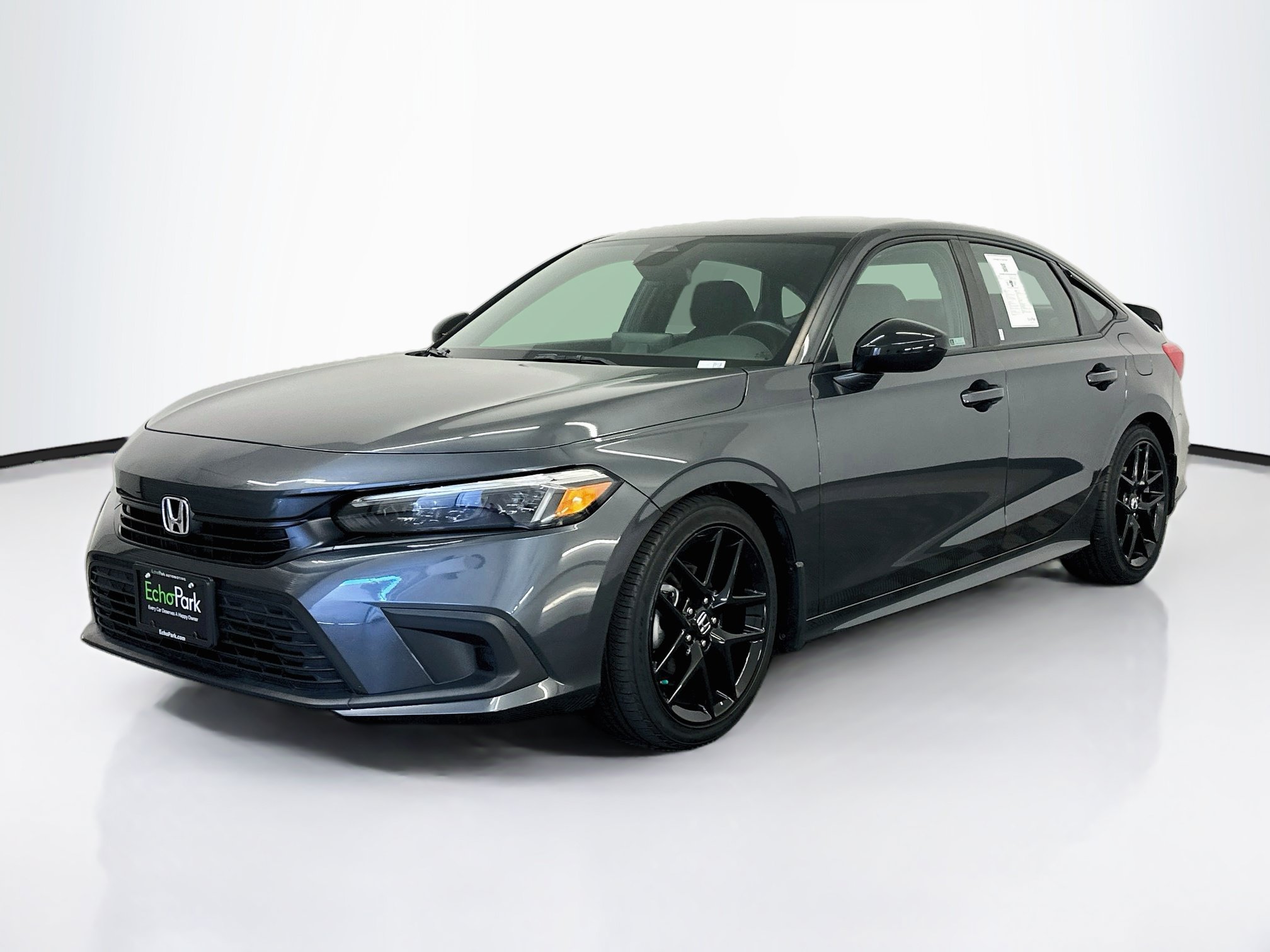Used 2024 Honda Civic Sport image 3