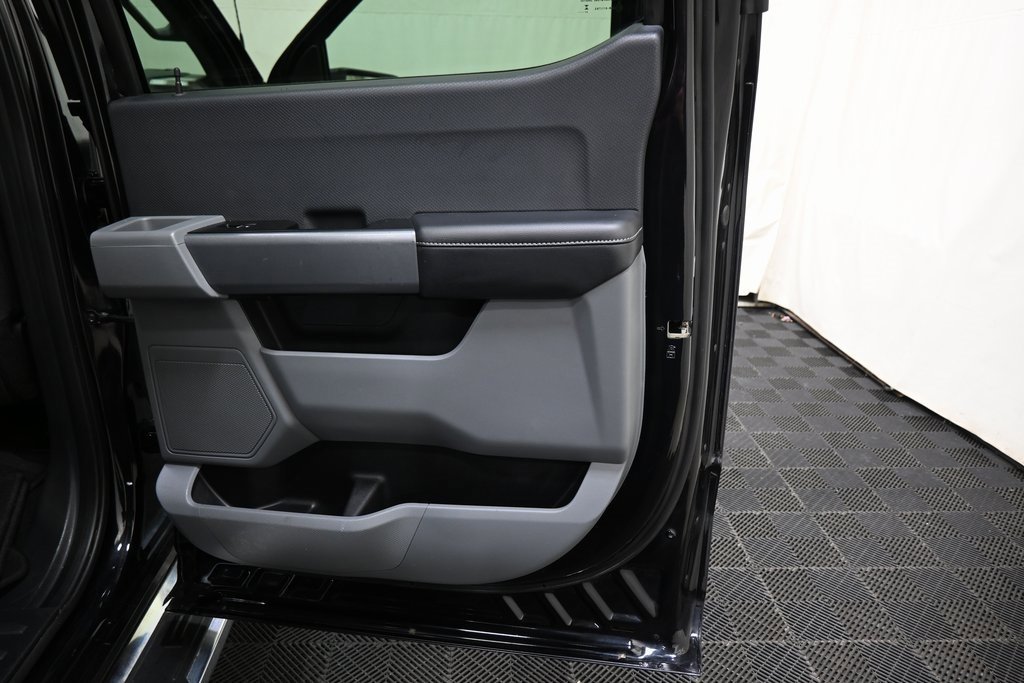 Used 2022 Ford F150 XLT w/ XTR Package image 19