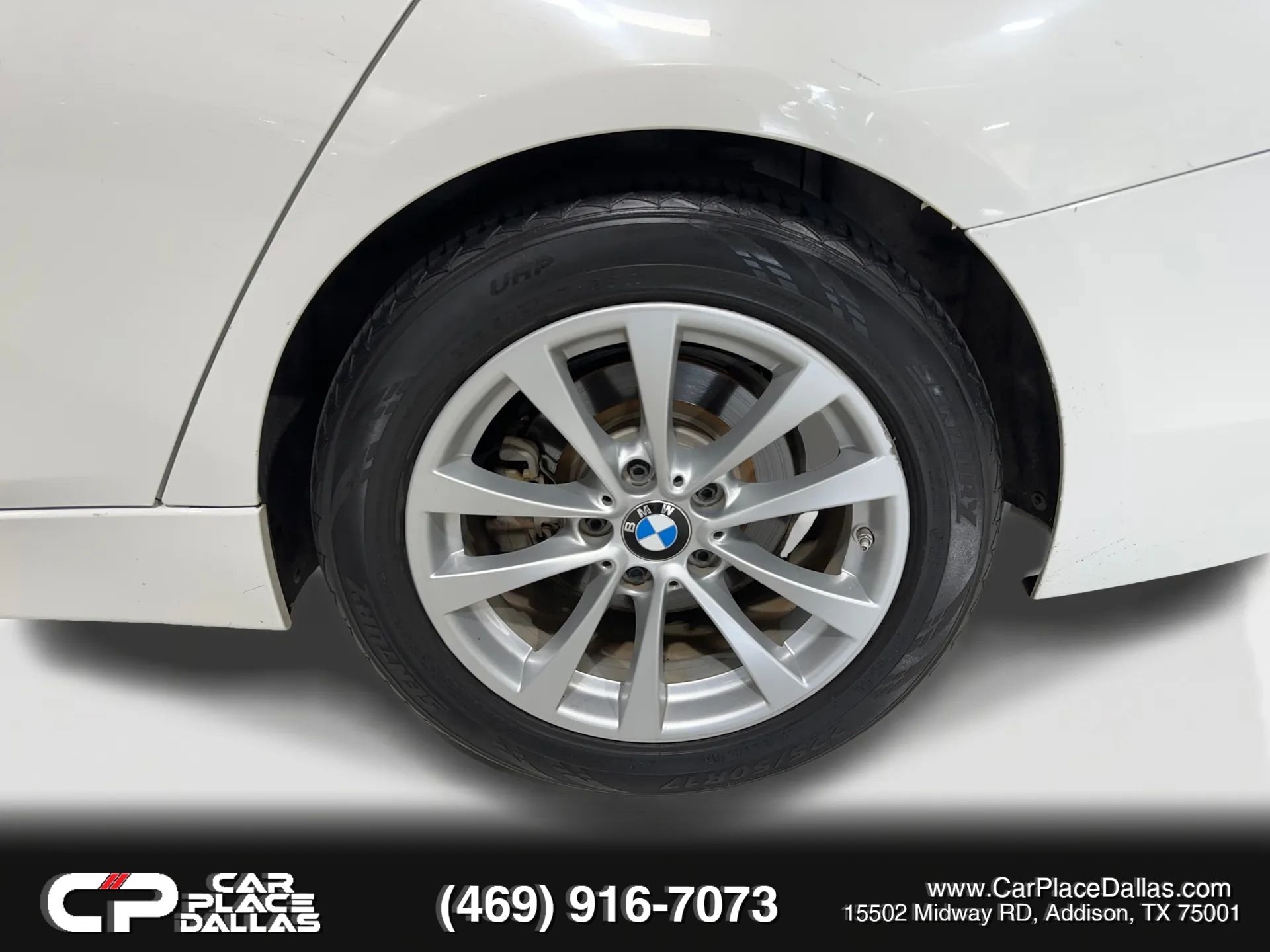 Used 2017 BMW 320i Sedan RWD image 32
