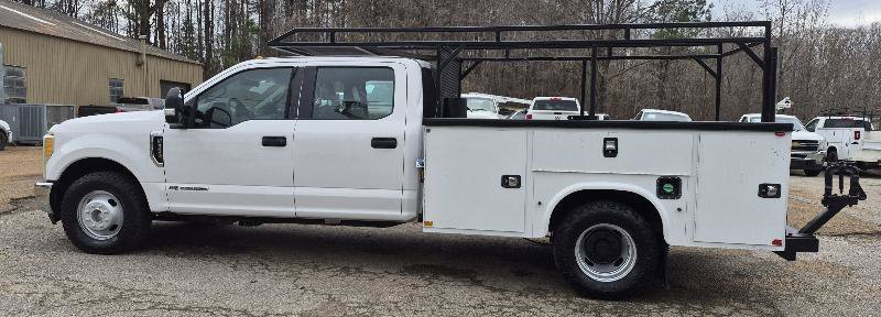Used 2017 Ford F350 XL w/ Power Equipment Group RWD image 2