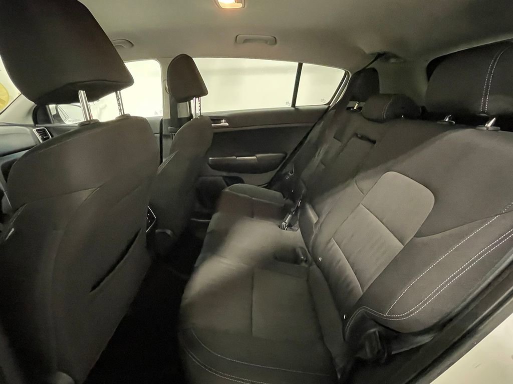 Used 2020 Kia Sportage LX image 21