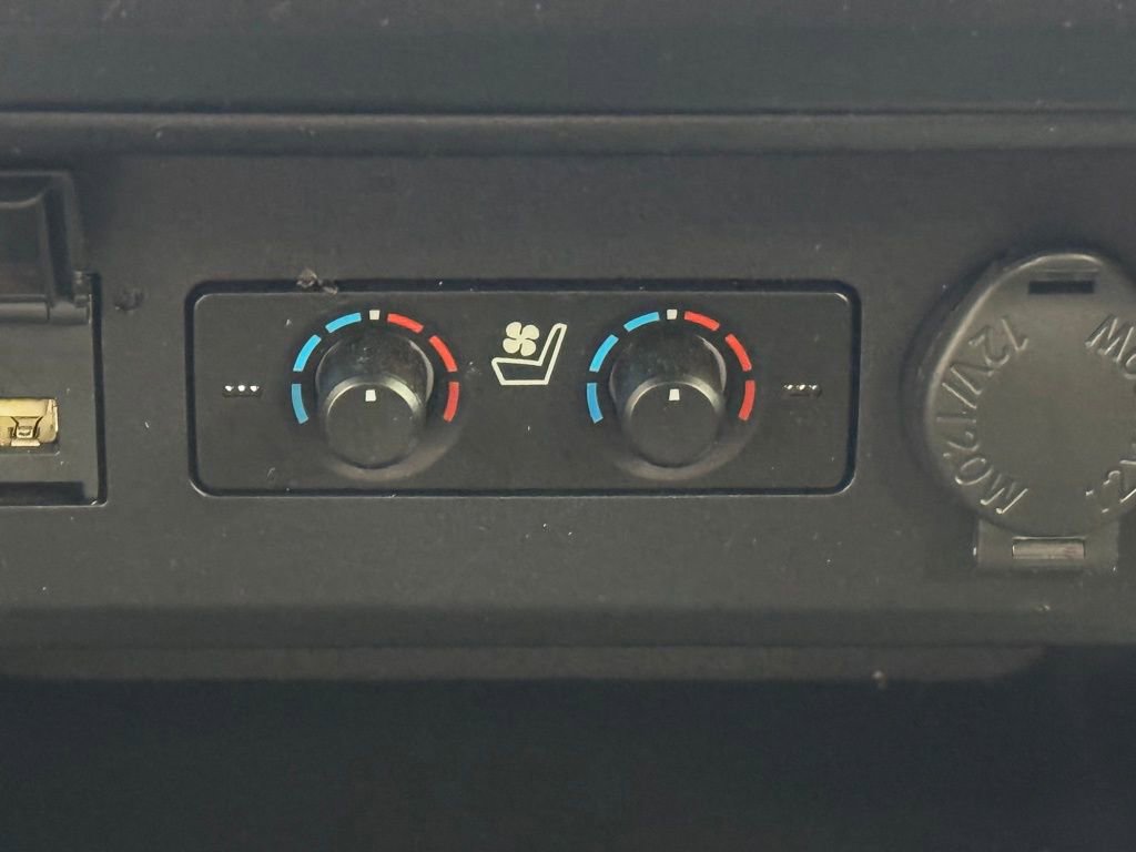 Used 2024 Toyota 4Runner Limited image 38