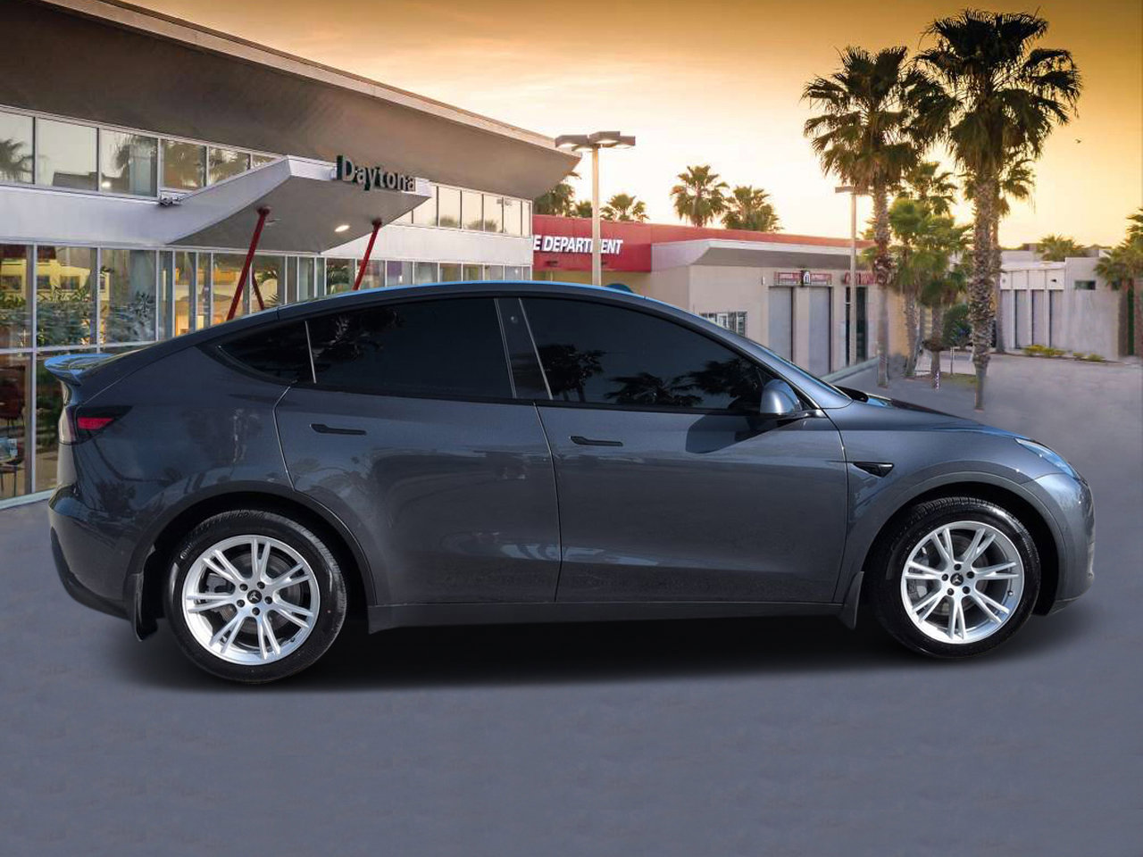 Used 2021 Tesla Model Y Long Range AWD/4WD image 2