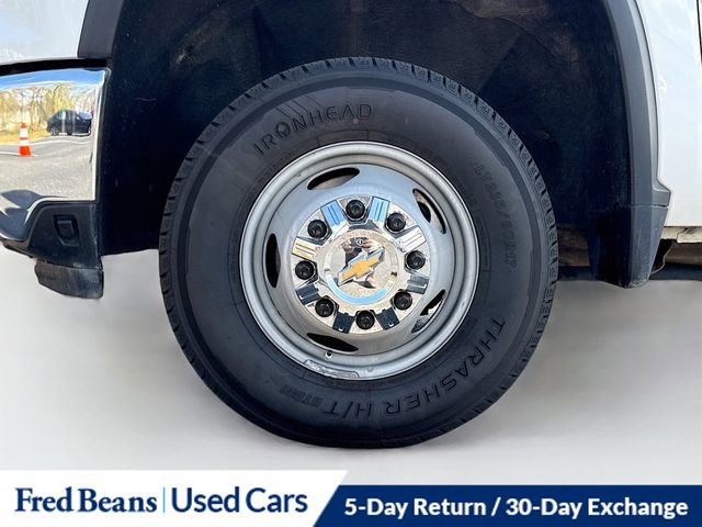 Used 2024 Chevrolet Silverado 3500 LT image 32