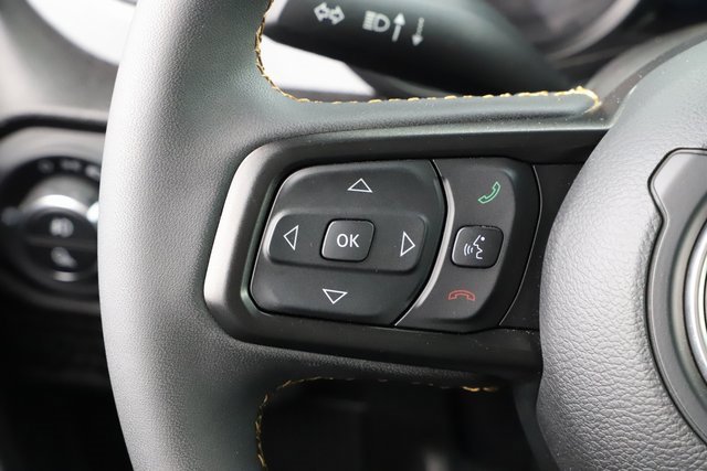 Used 2024 Jeep Gladiator Sport image 22